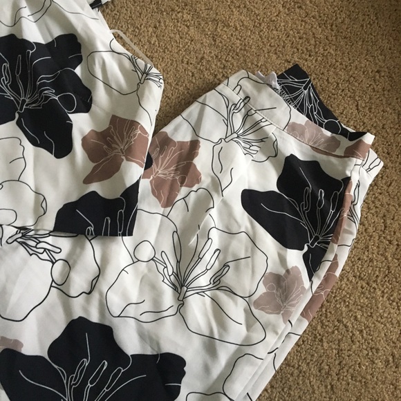 L’ATISTE by Amy Set crop halter top & pants Size S - Picture 10 of 14